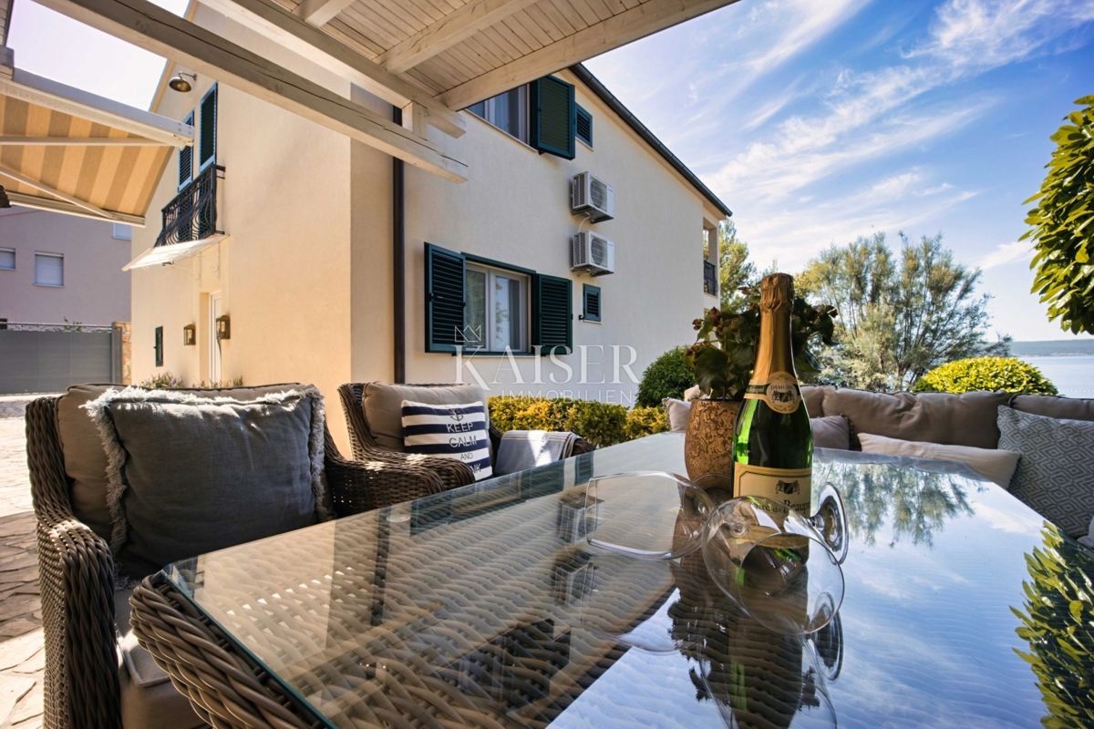 Hiša Maslenica, Jasenice, 113m2