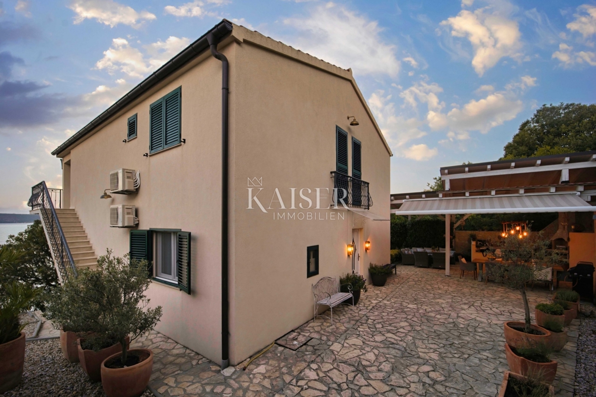 Hiša Maslenica, Jasenice, 113m2