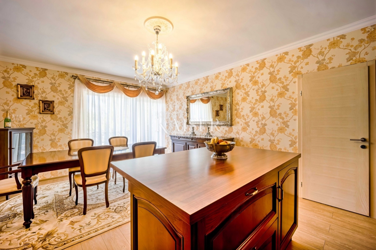 Hiša Maslenica, Jasenice, 113m2