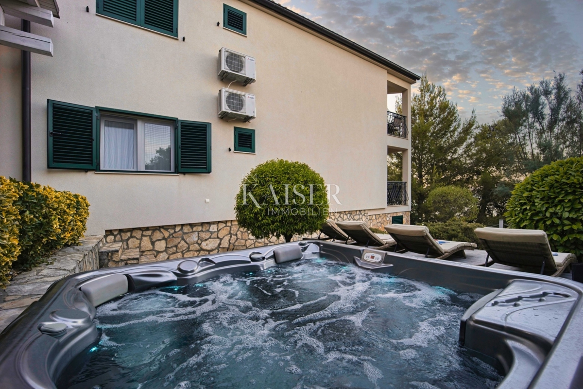 Hiša Maslenica, Jasenice, 113m2