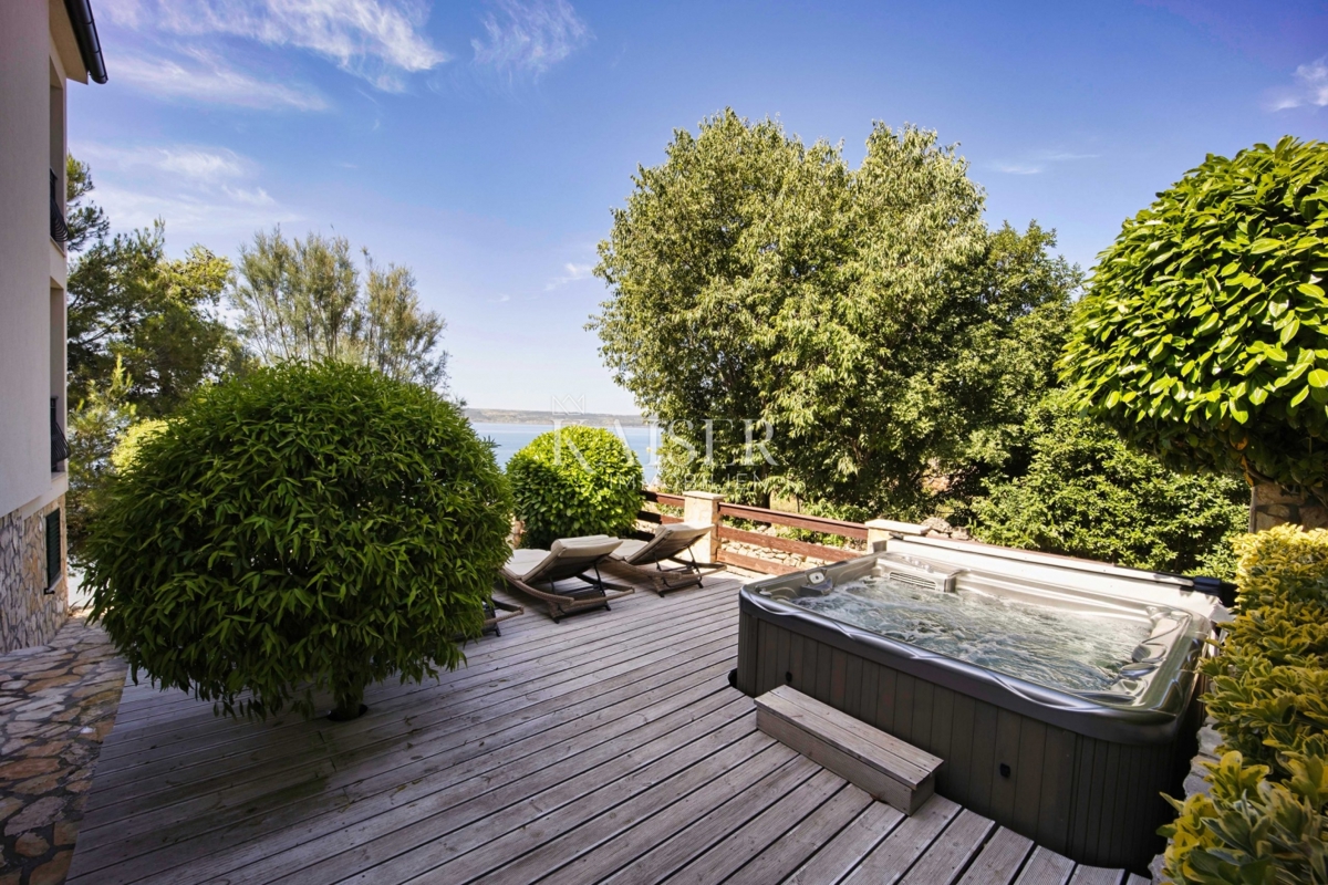 Hiša Maslenica, Jasenice, 113m2