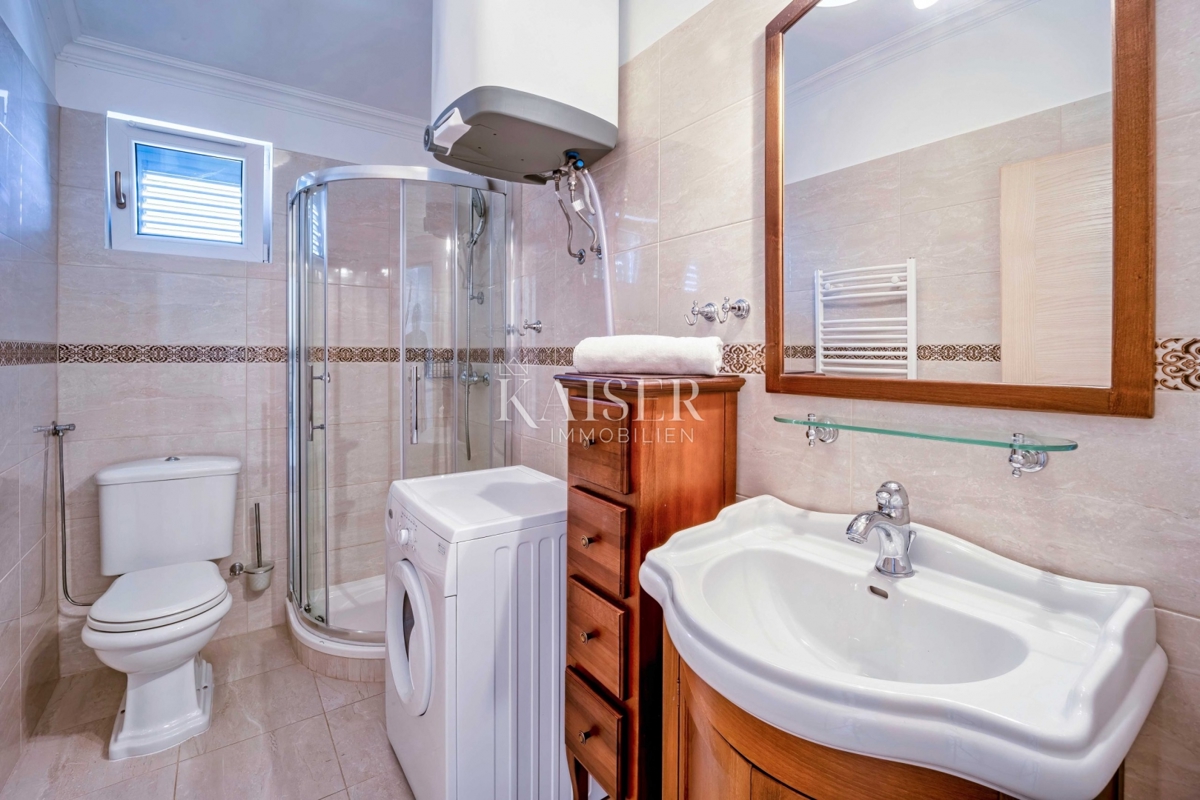 Hiša Maslenica, Jasenice, 113m2