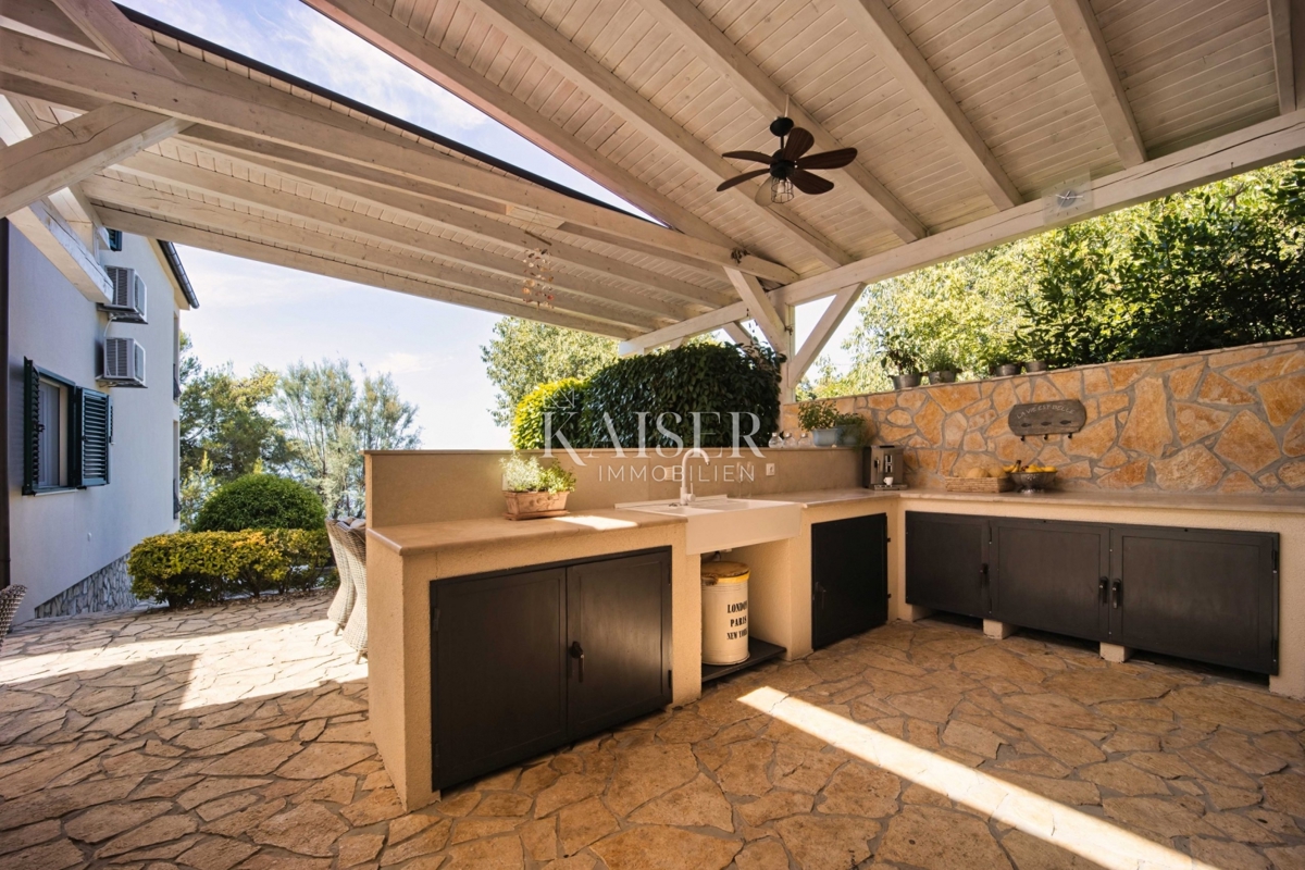 Hiša Maslenica, Jasenice, 113m2