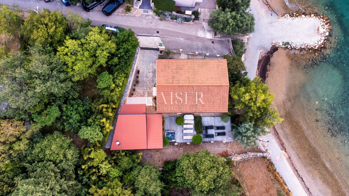 Hiša Maslenica, Jasenice, 113m2