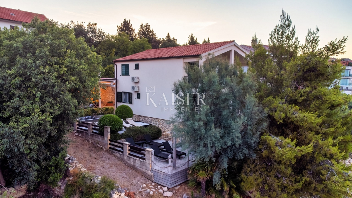 Hiša Maslenica, Jasenice, 113m2