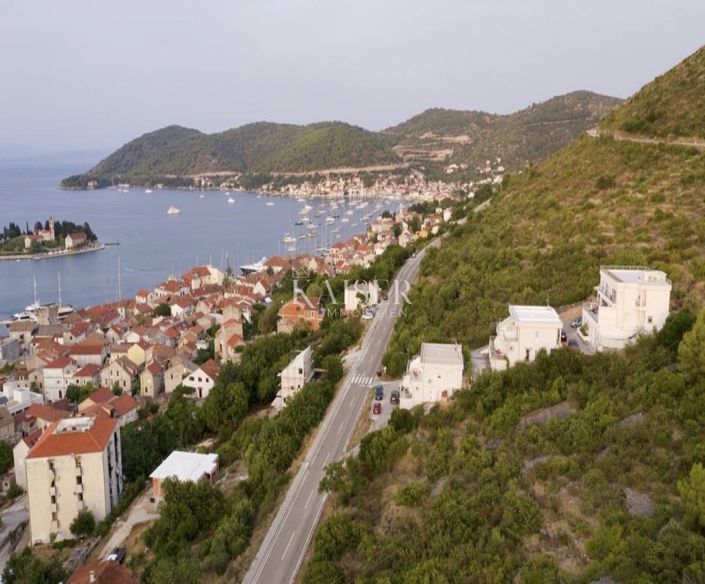Otok Vis - vila s čudovitim pogledom na morje