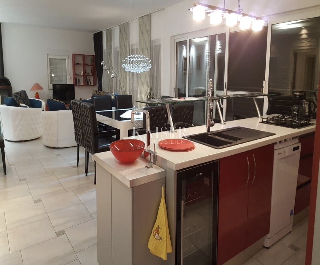 Otok Vis - vila s čudovitim pogledom na morje