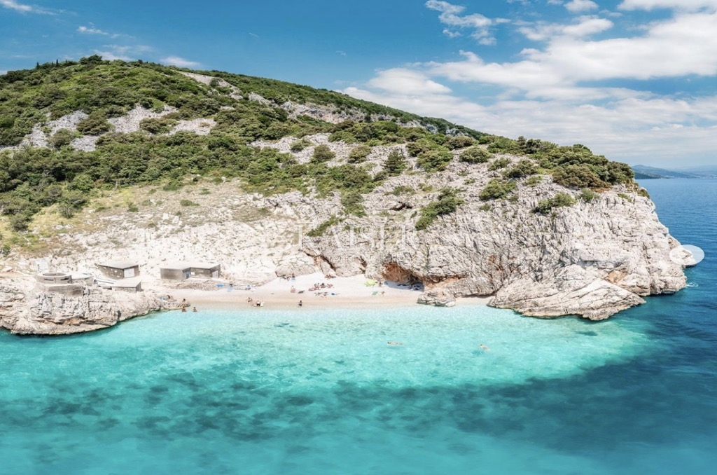 Otok Vis - vila s čudovitim pogledom na morje