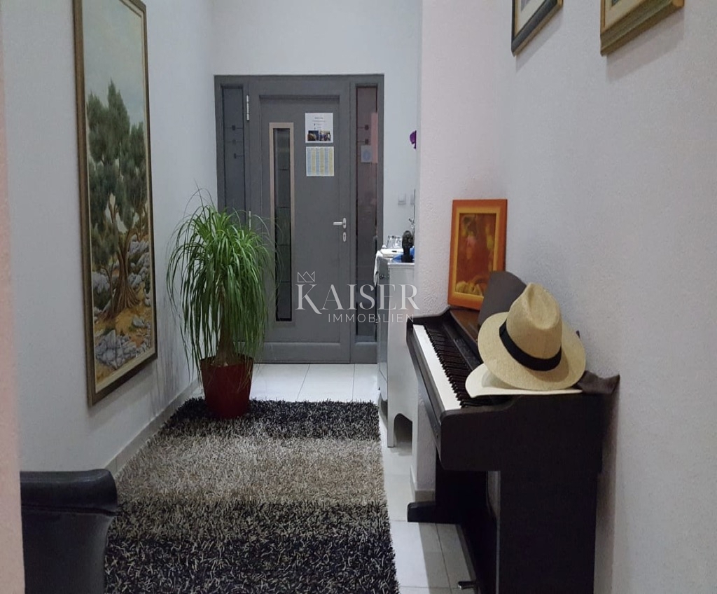 Otok Vis - vila s čudovitim pogledom na morje