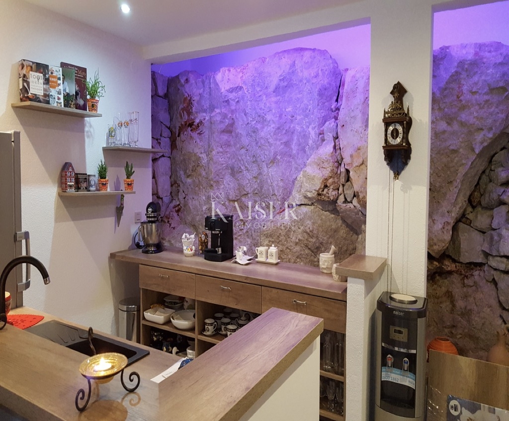 Otok Vis - vila s čudovitim pogledom na morje