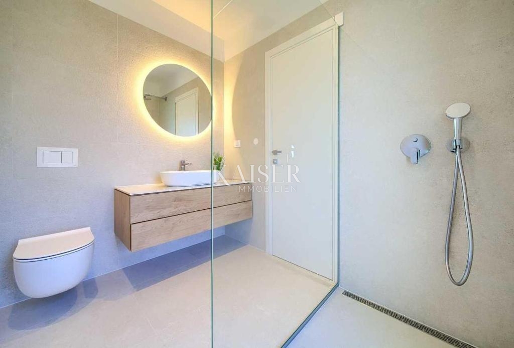 Krk, okolica - luksuzna vila s pogledom na morje