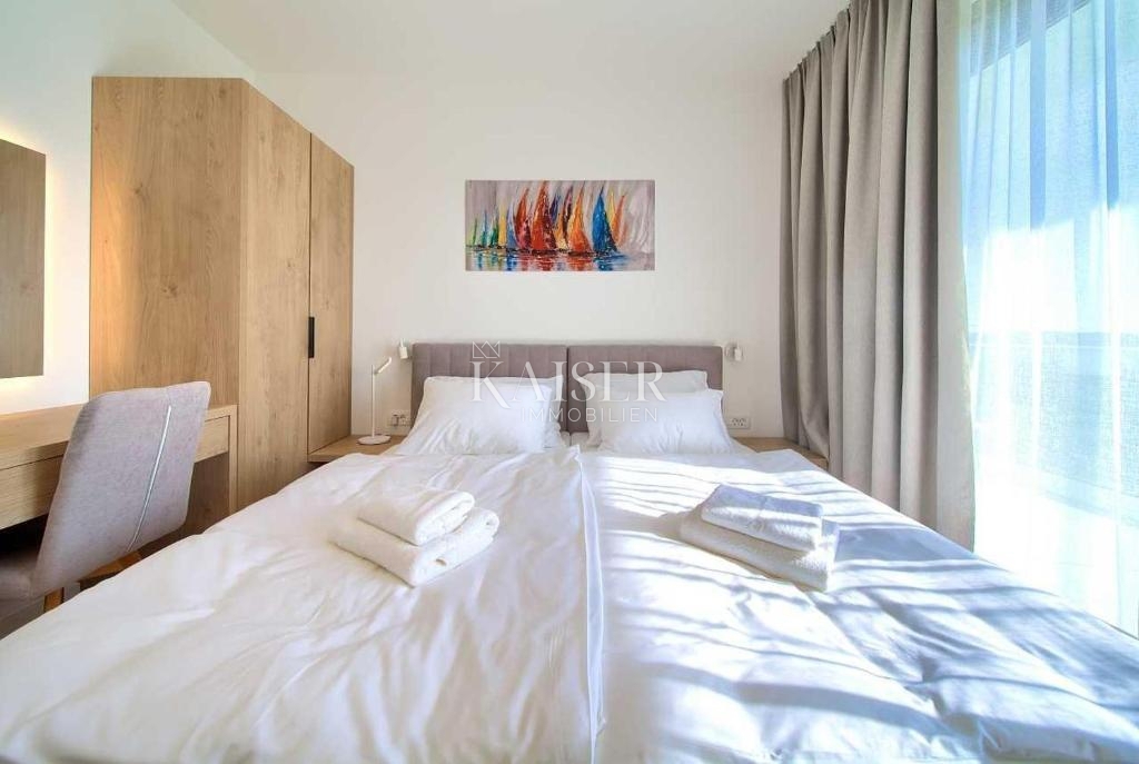 Krk, okolica - luksuzna vila s pogledom na morje