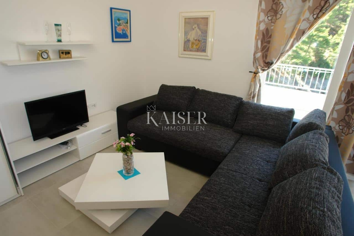 Otok Hvar - tradicionalna hiša ob morju