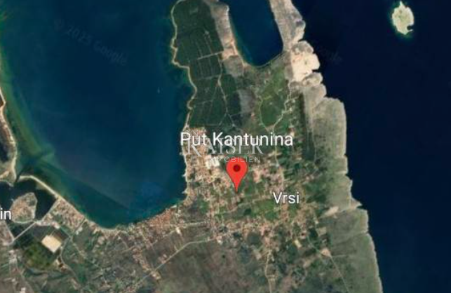 Vrsi, Zadar - Gradbeno zemljišče s potencialom, 600 m od morja