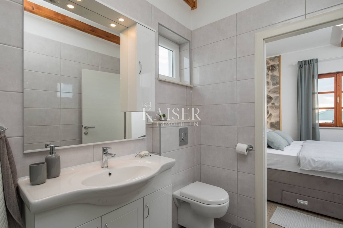 Hiša Rogoznica, 100m2