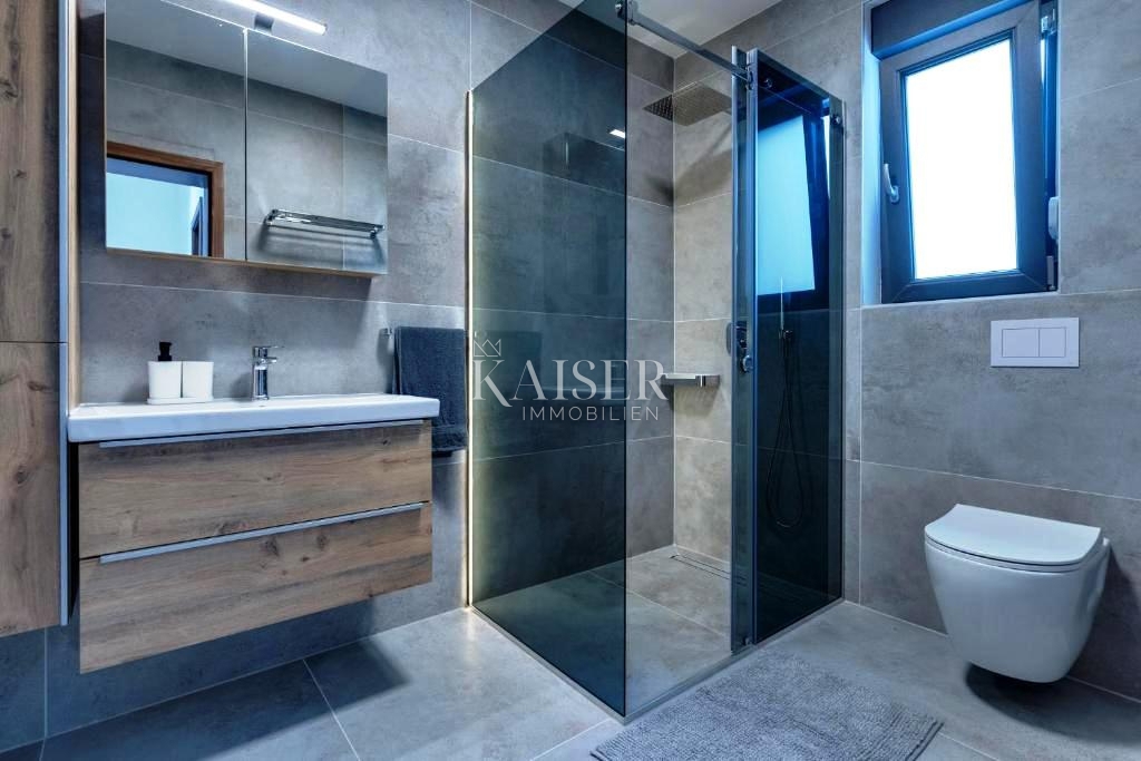 Krk, Risika - dva dupleksa, 300 m2, pogled na morje