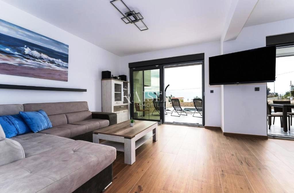 Krk, Risika - dva dupleksa, 300 m2, pogled na morje