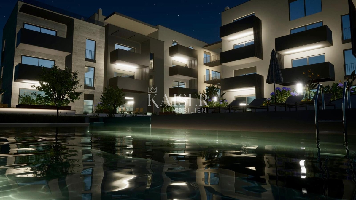 Istra - Poreč, penthouse z bazenom in dvigalom, 3 spalnice