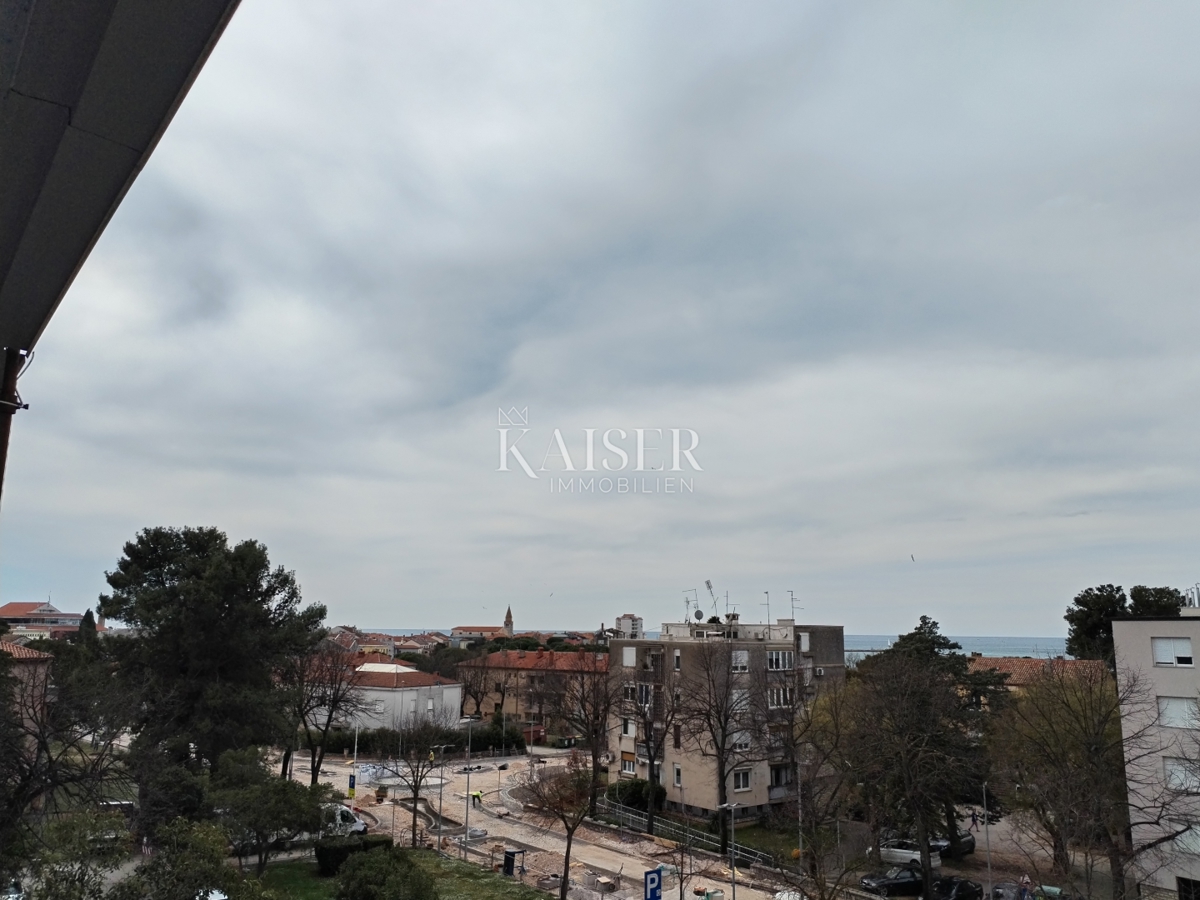 Istra, Umag, dvosobno stanovanje s pogledom na morje, 80m2