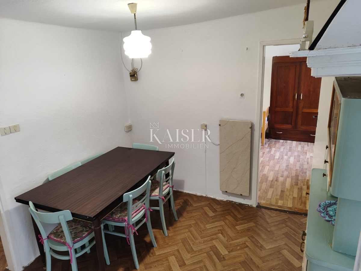 Buje, Istra, vrstna hiša v starem mestnem jedru