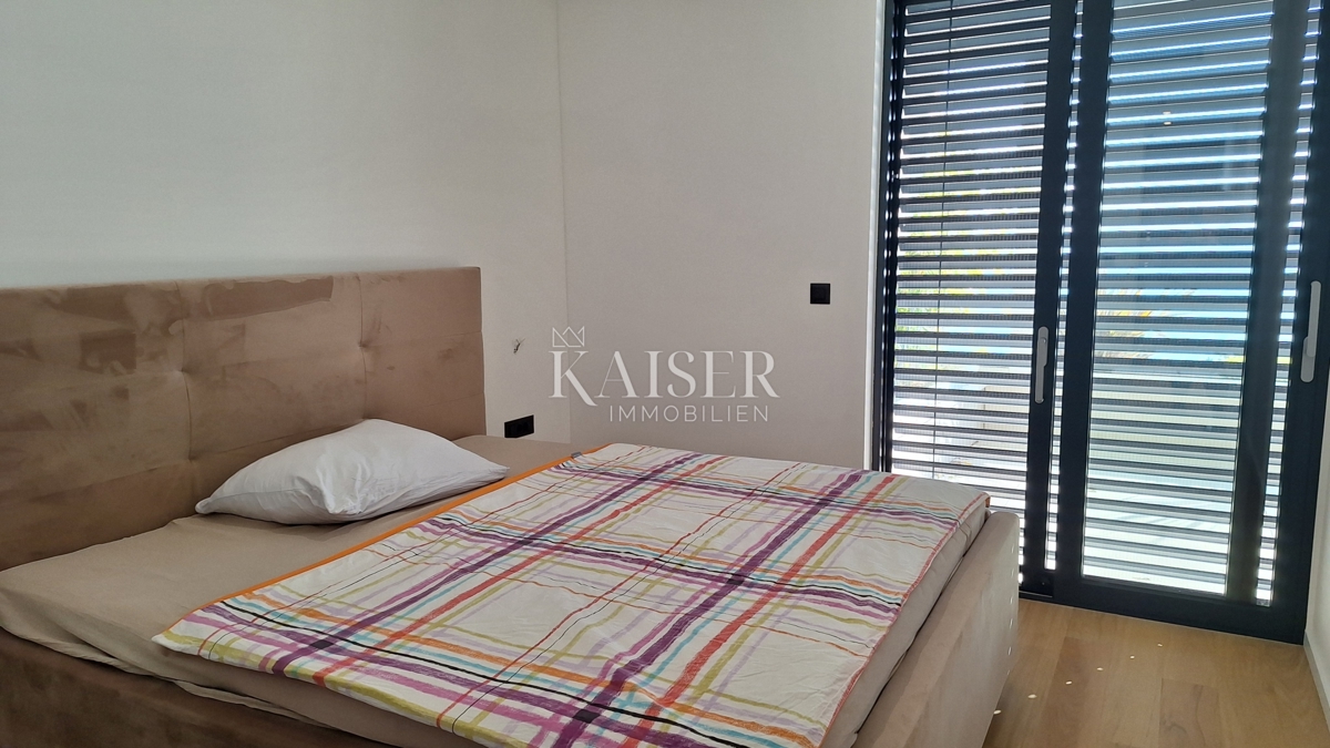 Stanovanje Ičići, Opatija - Okolica, 352,15m2
