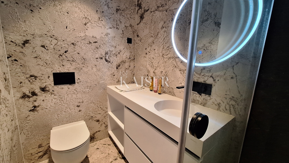 Stanovanje Ičići, Opatija - Okolica, 352,15m2