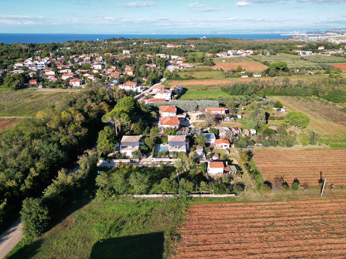 zemljišče - bassania