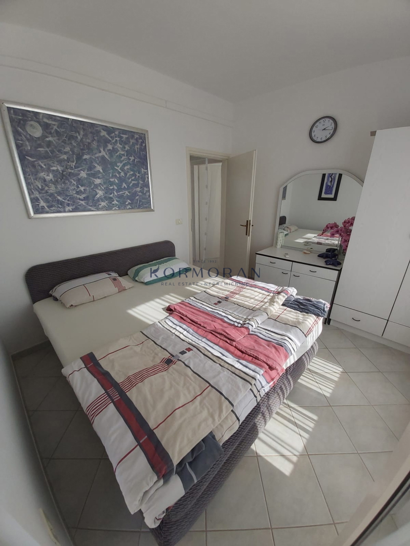 Prostorno stanovanje s čudovitim pogledom na morje!