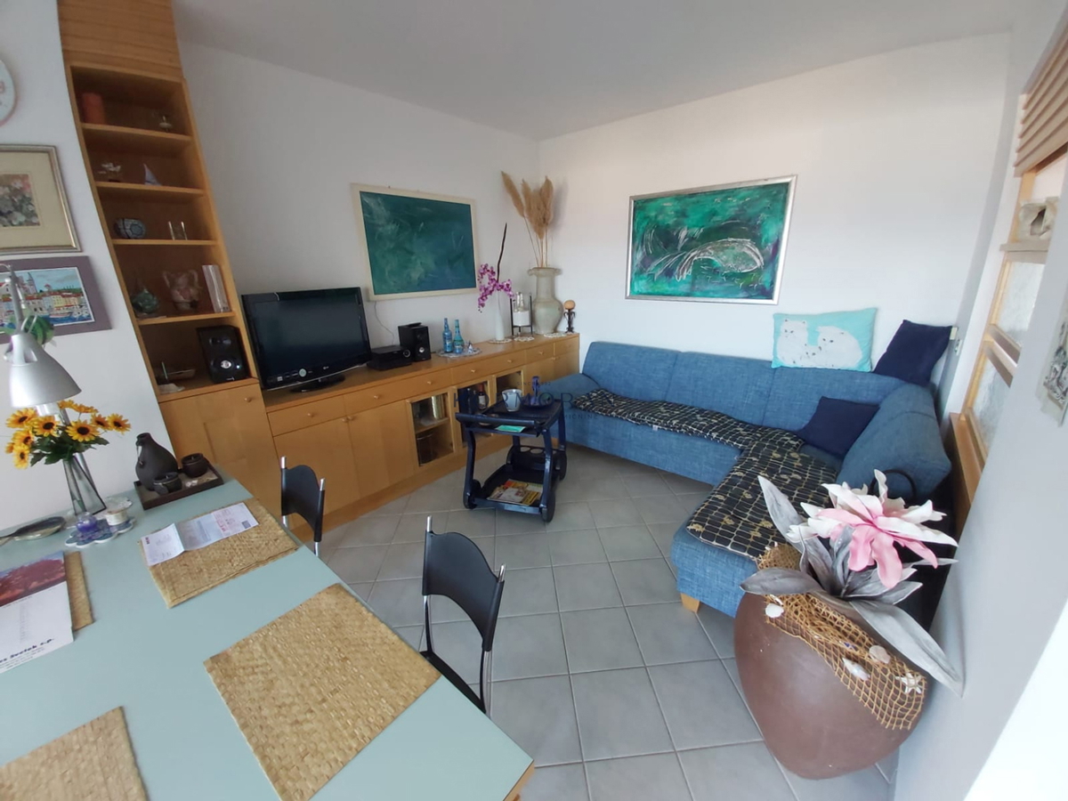 Prostorno stanovanje s čudovitim pogledom na morje!