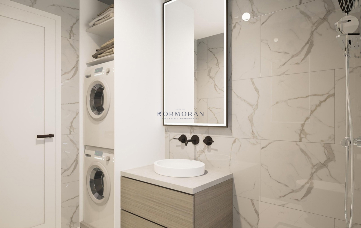 Čudovit manjši objekt v bližini Umaga