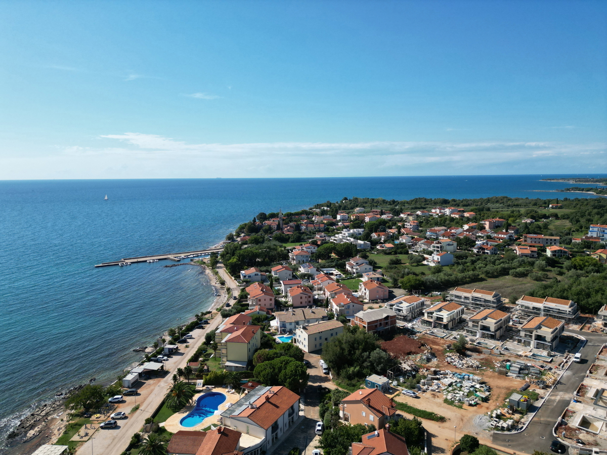 DVOSOBNO STANOVANJE V LOVREČICI