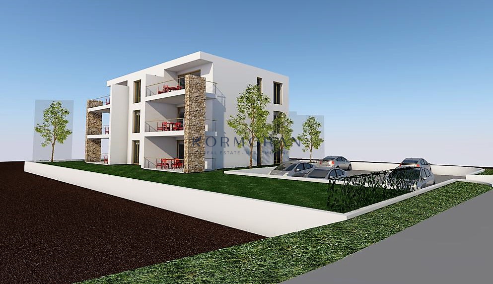 Stanovanje z velikim vrtom  (136 m2)