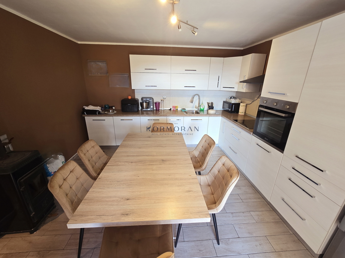 iša z velikim potencialom v bližini Buja