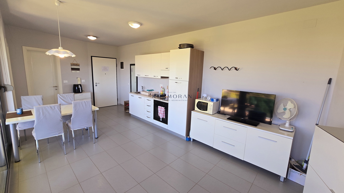 Stanovanje - Zambratija