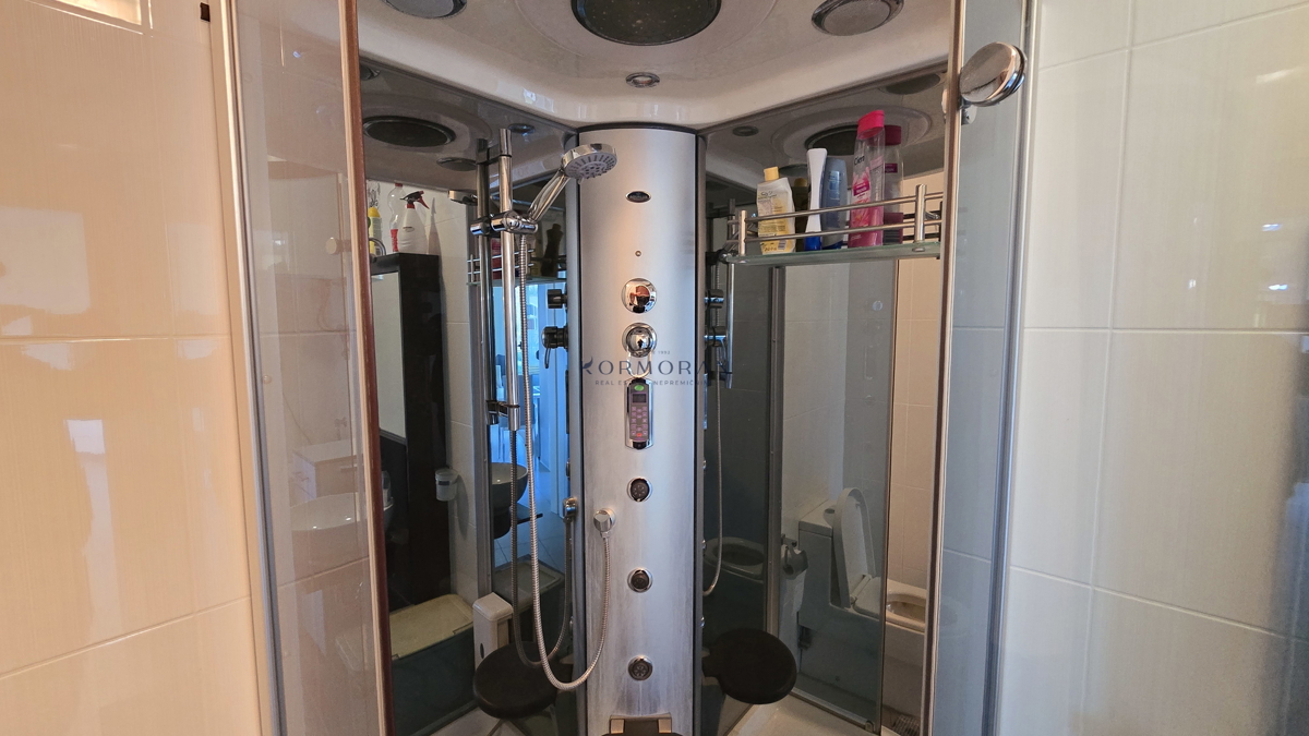 Stanovanje - Zambratija