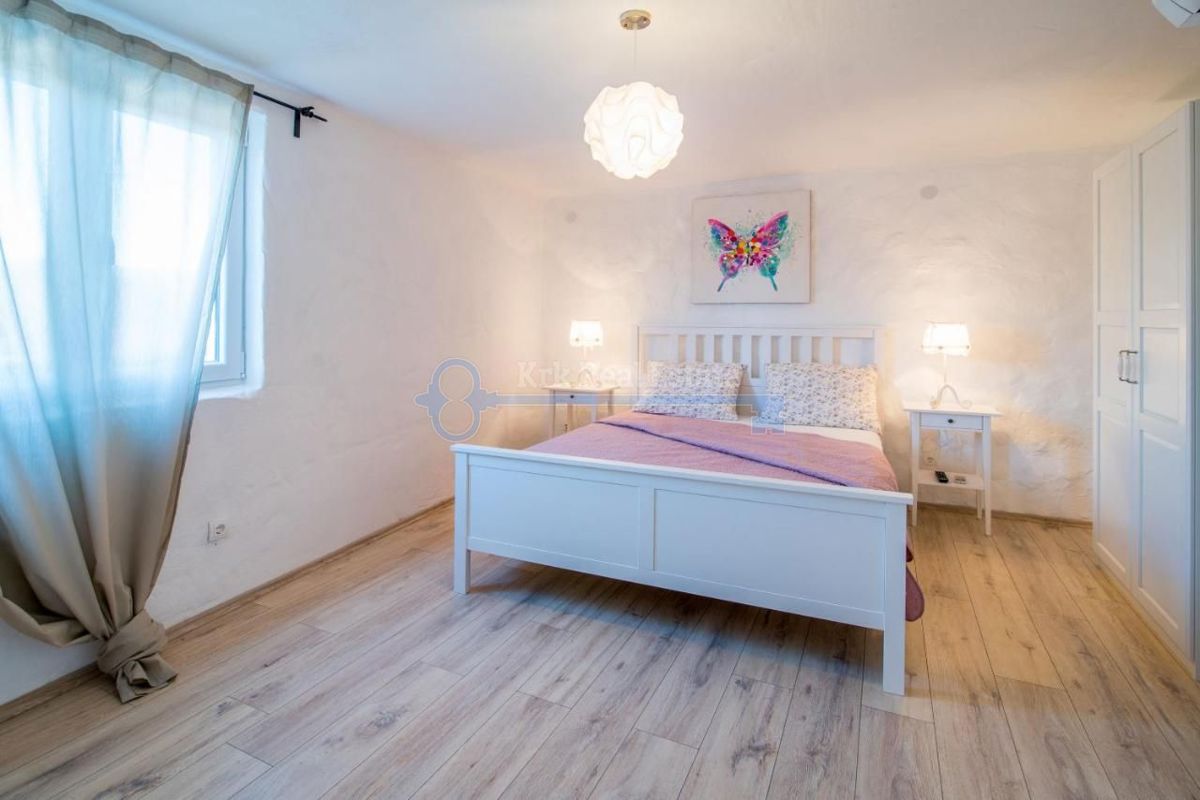 Hiša Garica, Vrbnik, 160m2