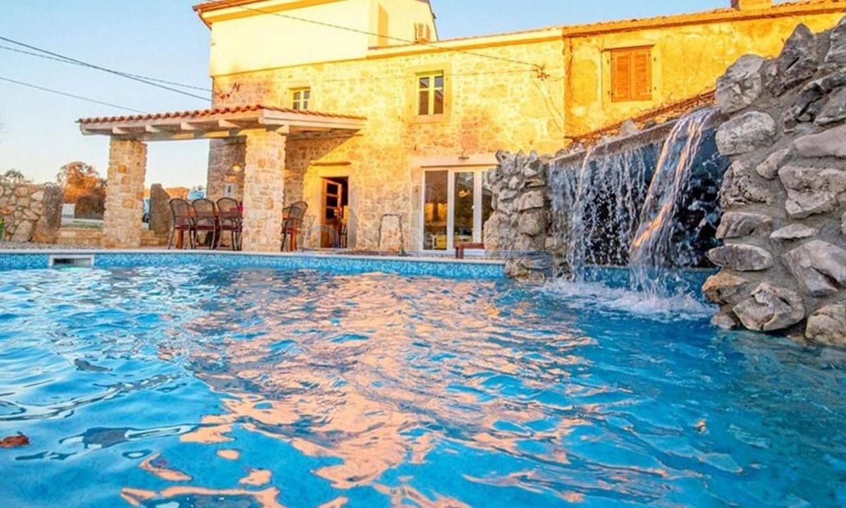 Hiša Garica, Vrbnik, 160m2
