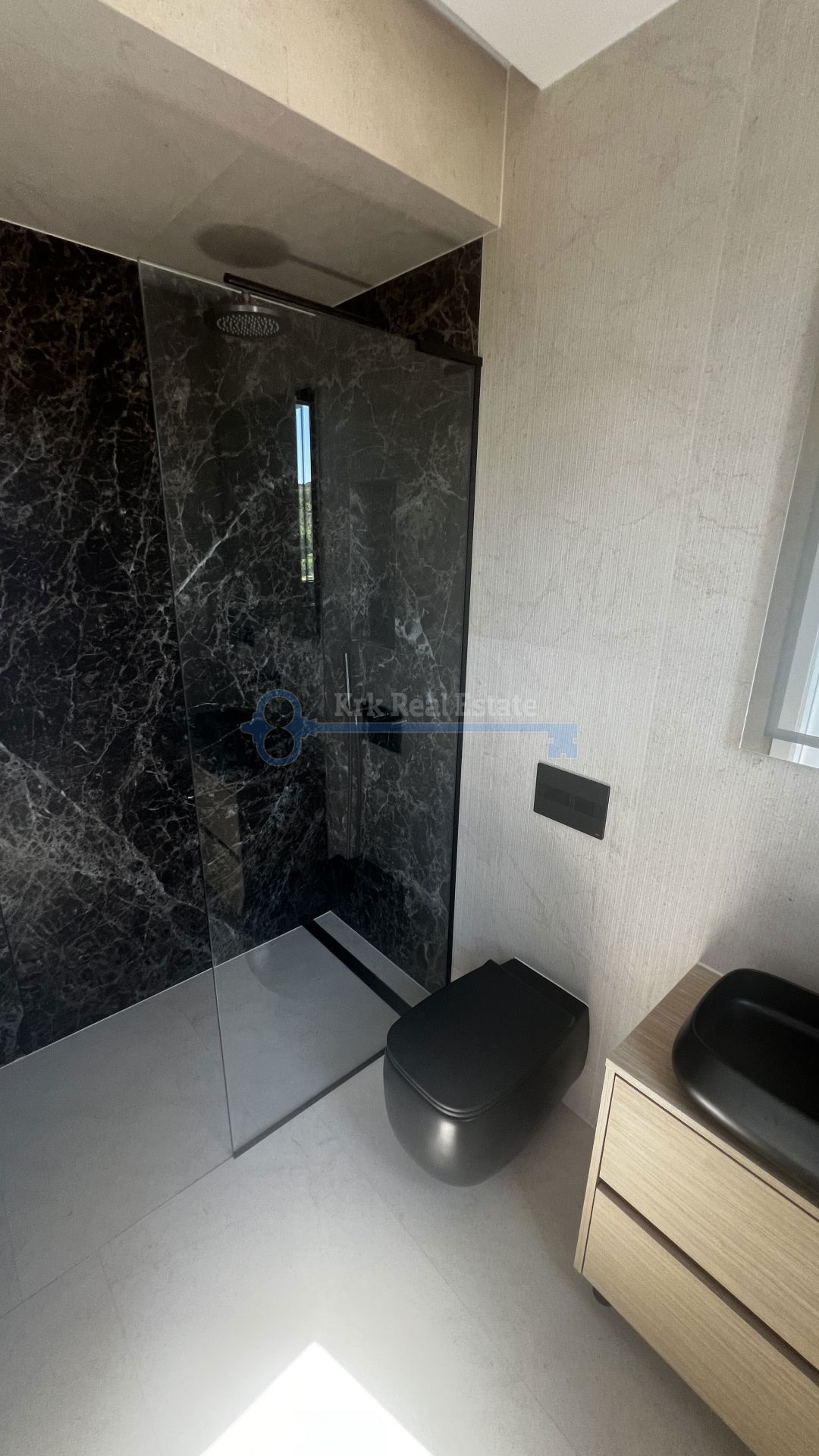 KRK - PENTHOUSE S STREŠNO TERASO, NOVOGRADNJA