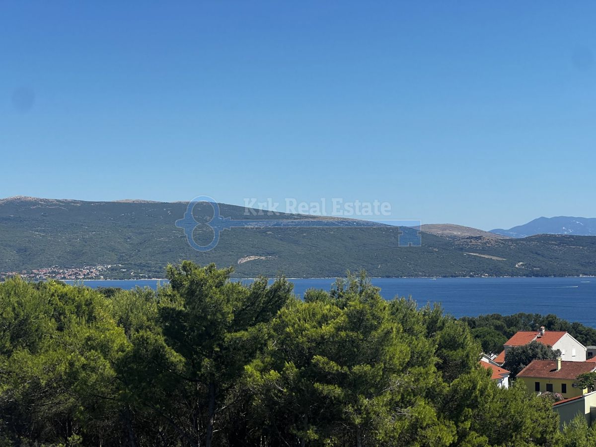 KRK - PENTHOUSE S STREŠNO TERASO, NOVOGRADNJA