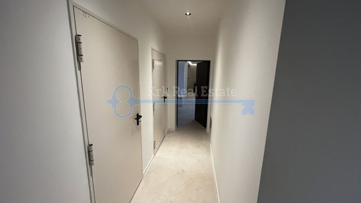 KRK - PENTHOUSE S STREŠNO TERASO, NOVOGRADNJA