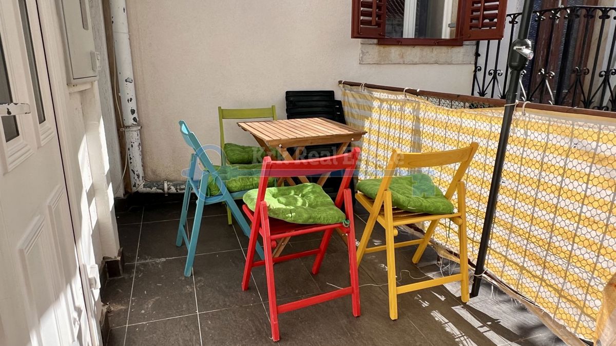 PUNAT - STANOVANJE V STAREM DELU