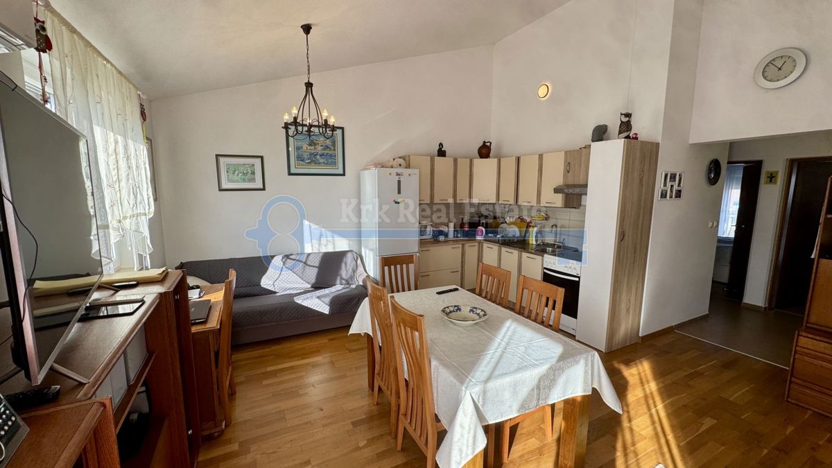 AKCIJA! ZNIŽANA CENA! KRK-APARTMA V PRVEM NADSTROPJU