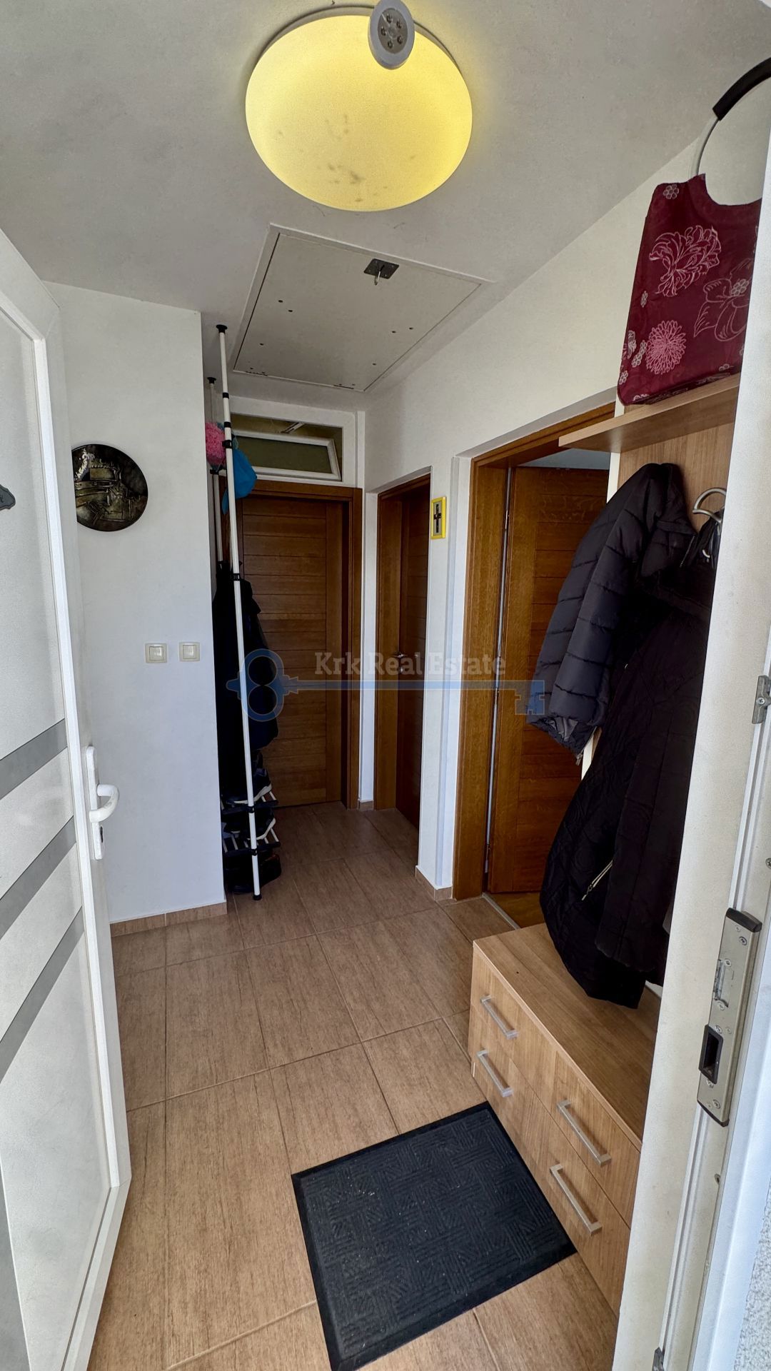 AKCIJA! ZNIŽANA CENA! KRK-APARTMA V PRVEM NADSTROPJU