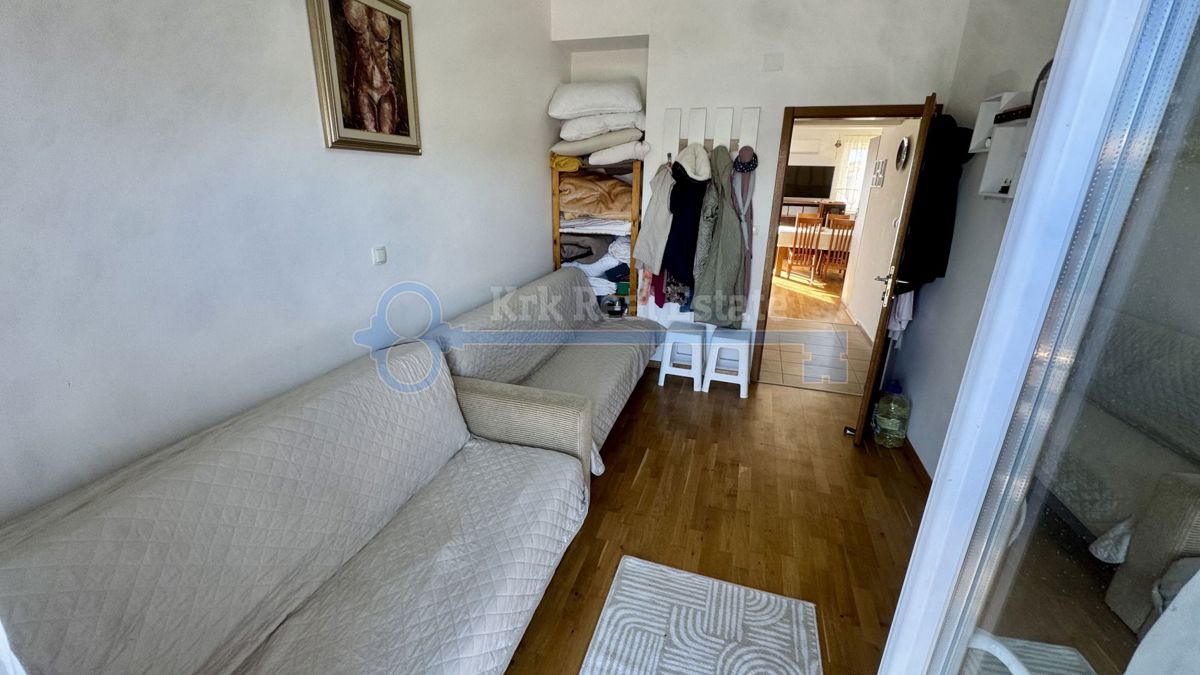 AKCIJA! ZNIŽANA CENA! KRK-APARTMA V PRVEM NADSTROPJU
