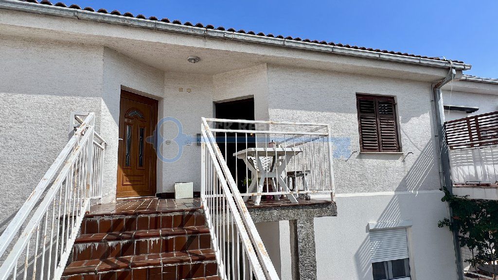 KRK-APARTMA S POGLEDOM NA MORJE