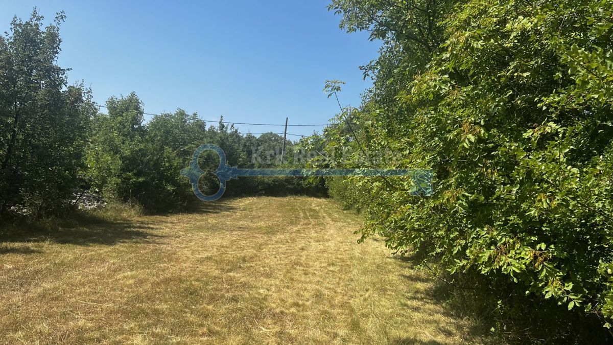 Zemljišče Kras, Dobrinj, 1.072m2