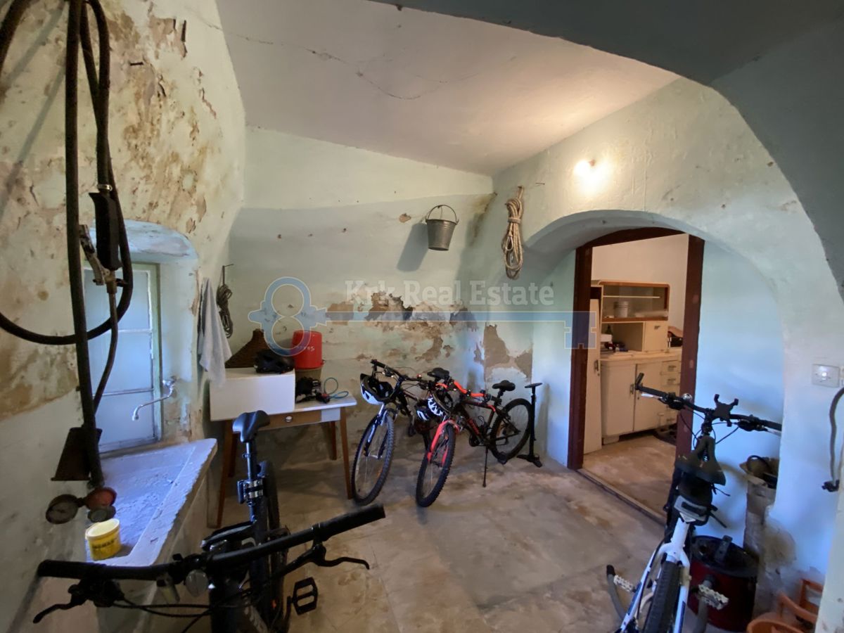 Hiša Bogovići, Malinska-Dubašnica, 165m2