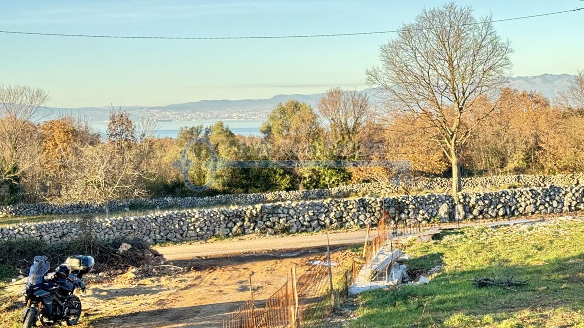 SVETI ANTON-ZAZIDLJIVO ZEMLJIŠČE S POGLEDOM NA MORJE