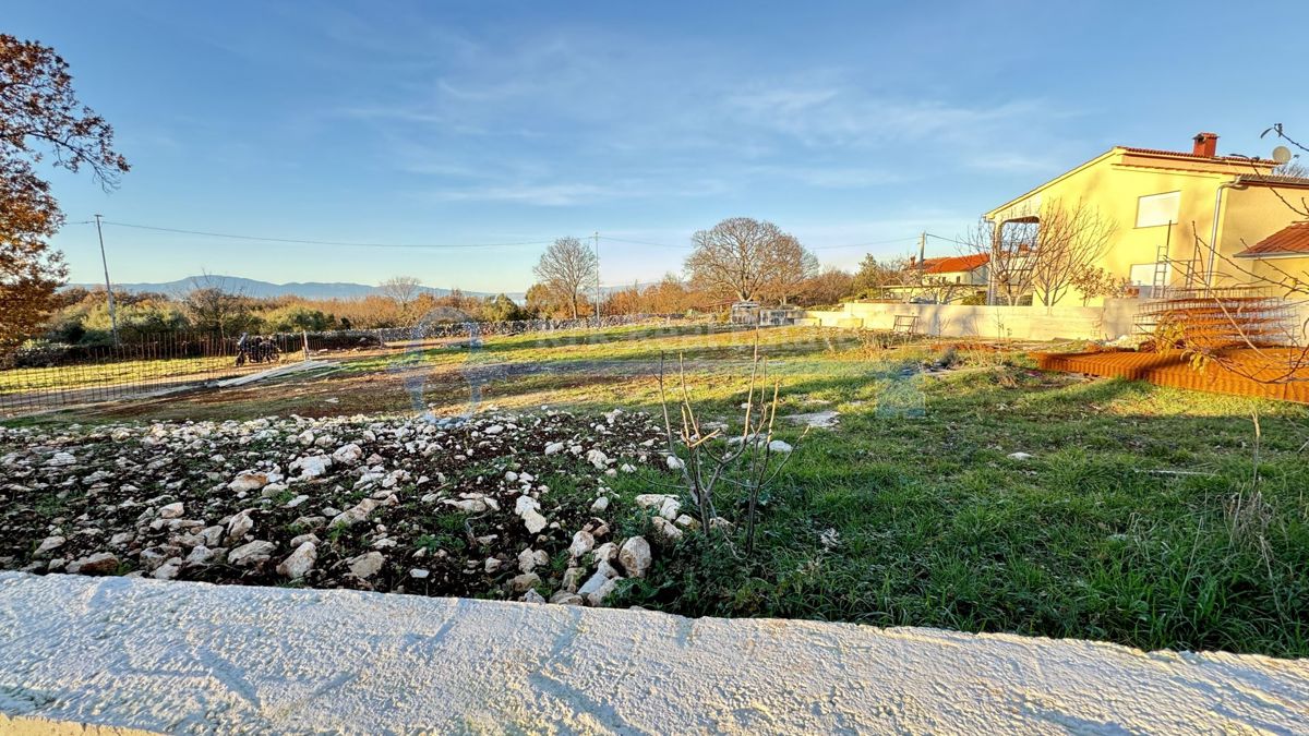 SVETI ANTON-ZAZIDLJIVO ZEMLJIŠČE S POGLEDOM NA MORJE