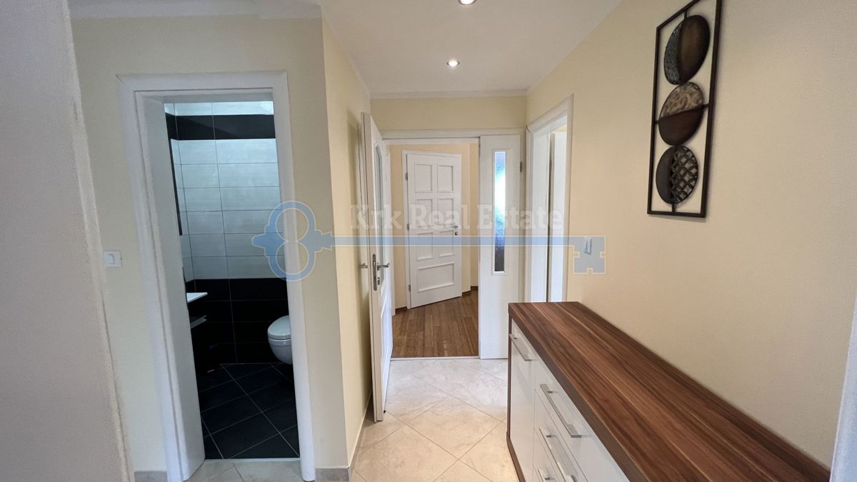 CRIKVENICA - APARTMA S POGLEDOM NA MORJE
